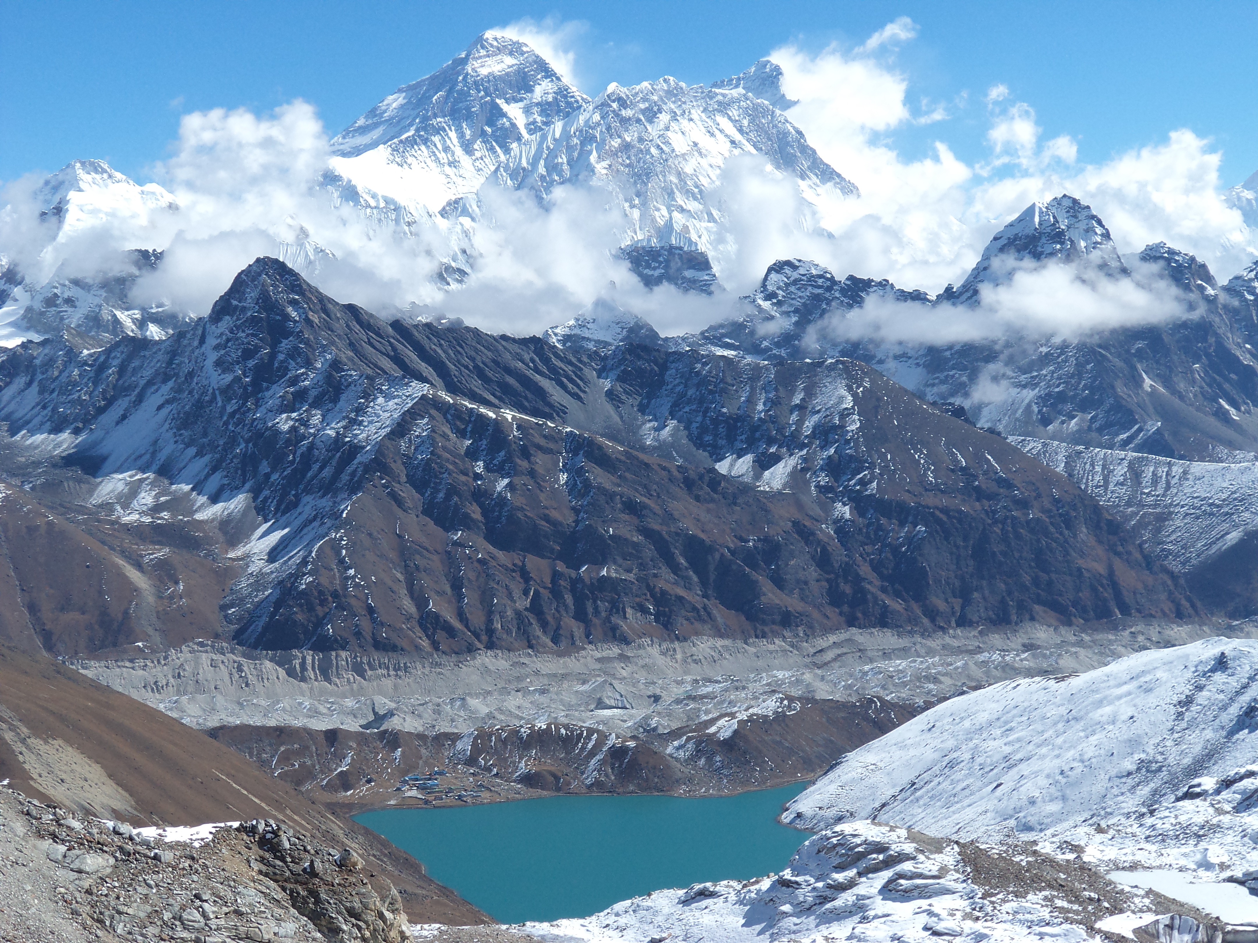 35 Truly Marvelous Photos Of Gokyo Lakes In Nepal | BOOMSbeat