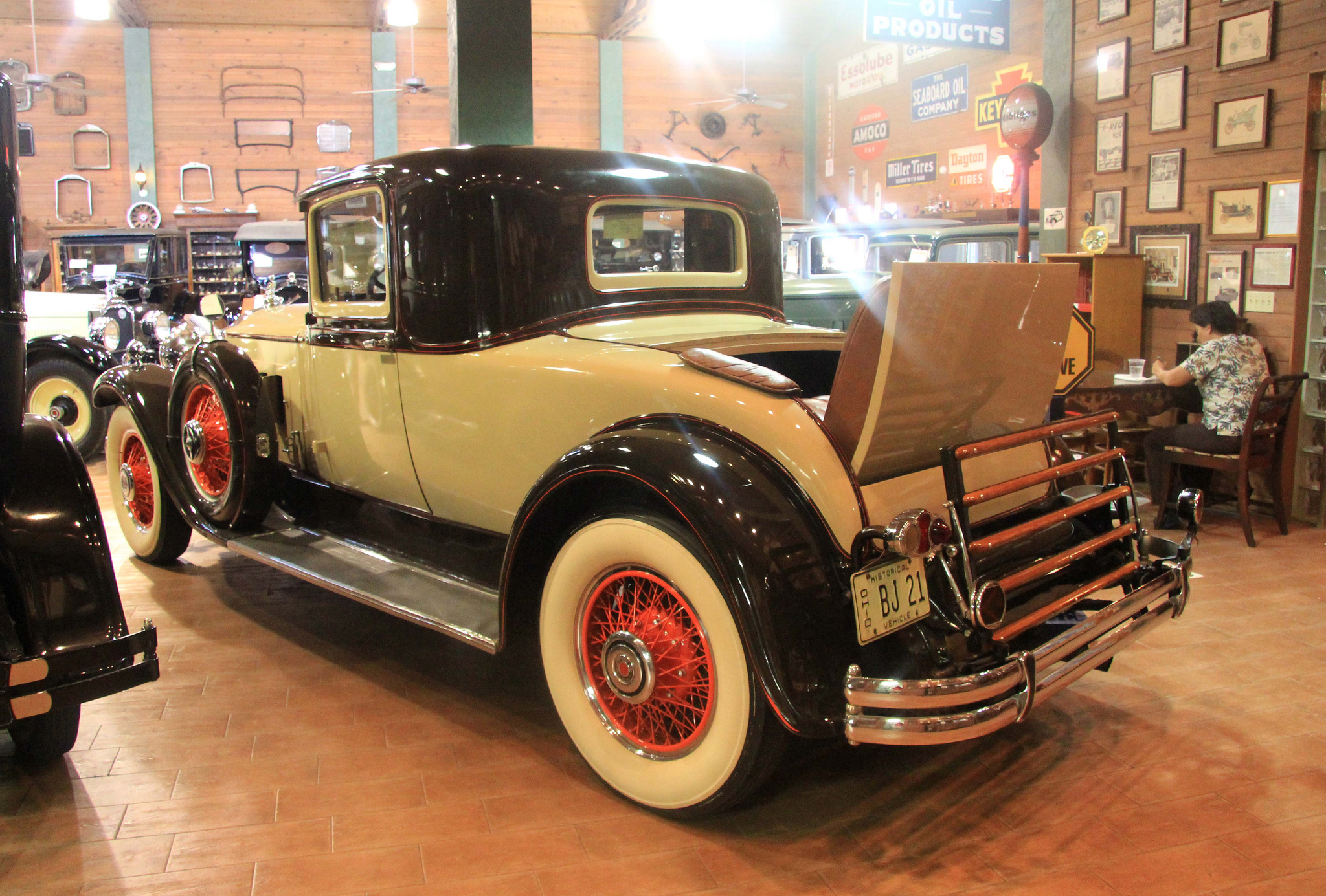 Impressive photos of the Fort Lauderdale Antique Car Museum | BOOMSbeat