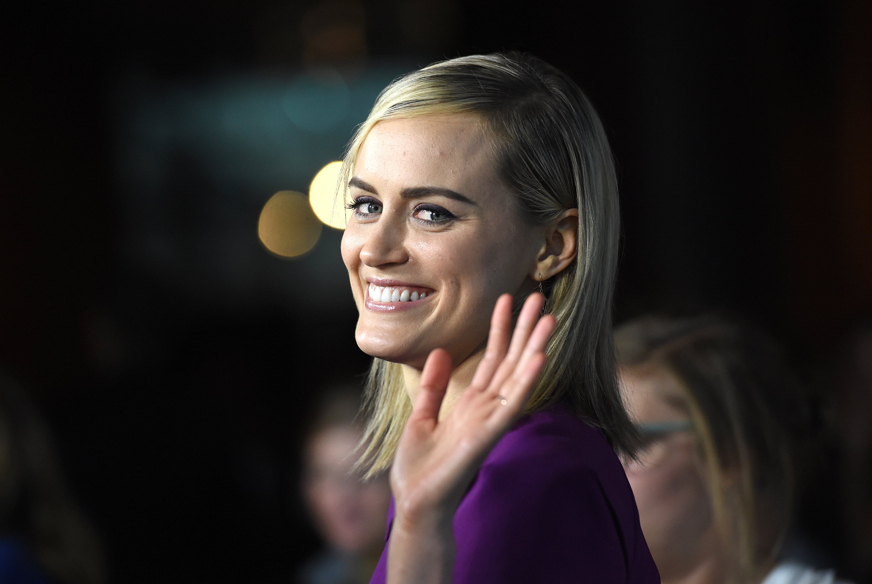 Beautiful Photos Of Orange Is The New Black Star Taylor Schilling Boomsbeat