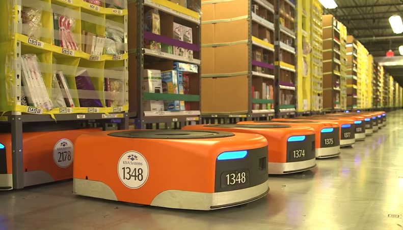 Take a look inside Amazon's warehouse operated by robots ...