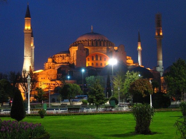 Santa sophia sultanahmet. Мечеть Лалели в Стамбуле.