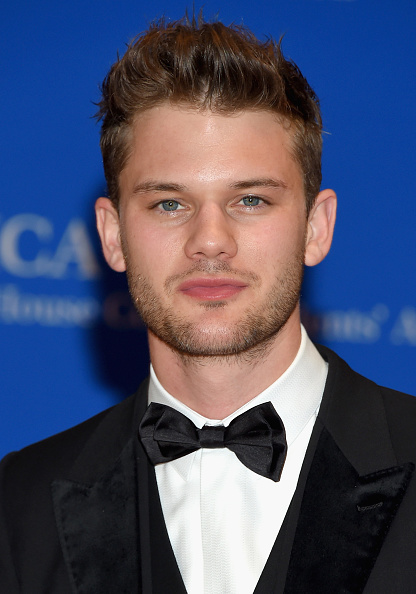 50 Facts About Jeremy Irvine: Earned Widespread Critical Acclaim The 