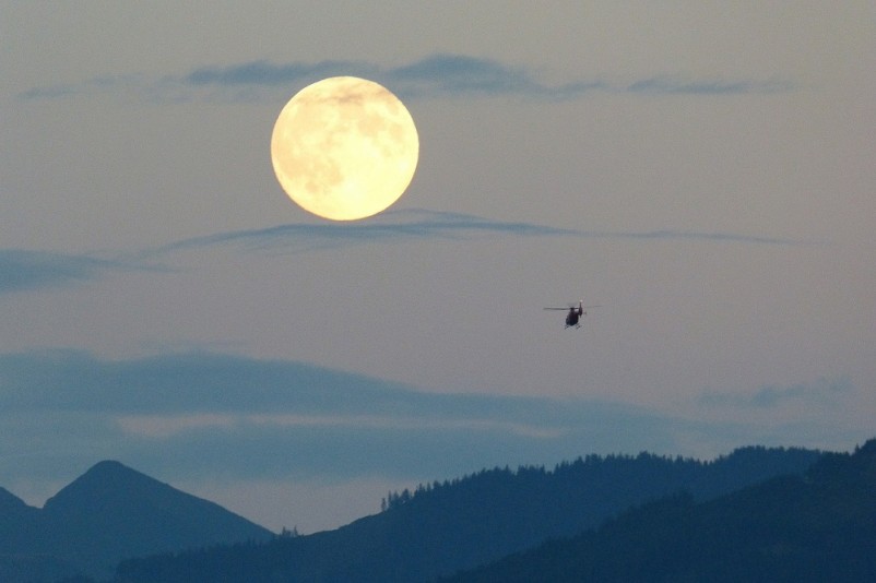 How do we know the moon landing isn't fake?