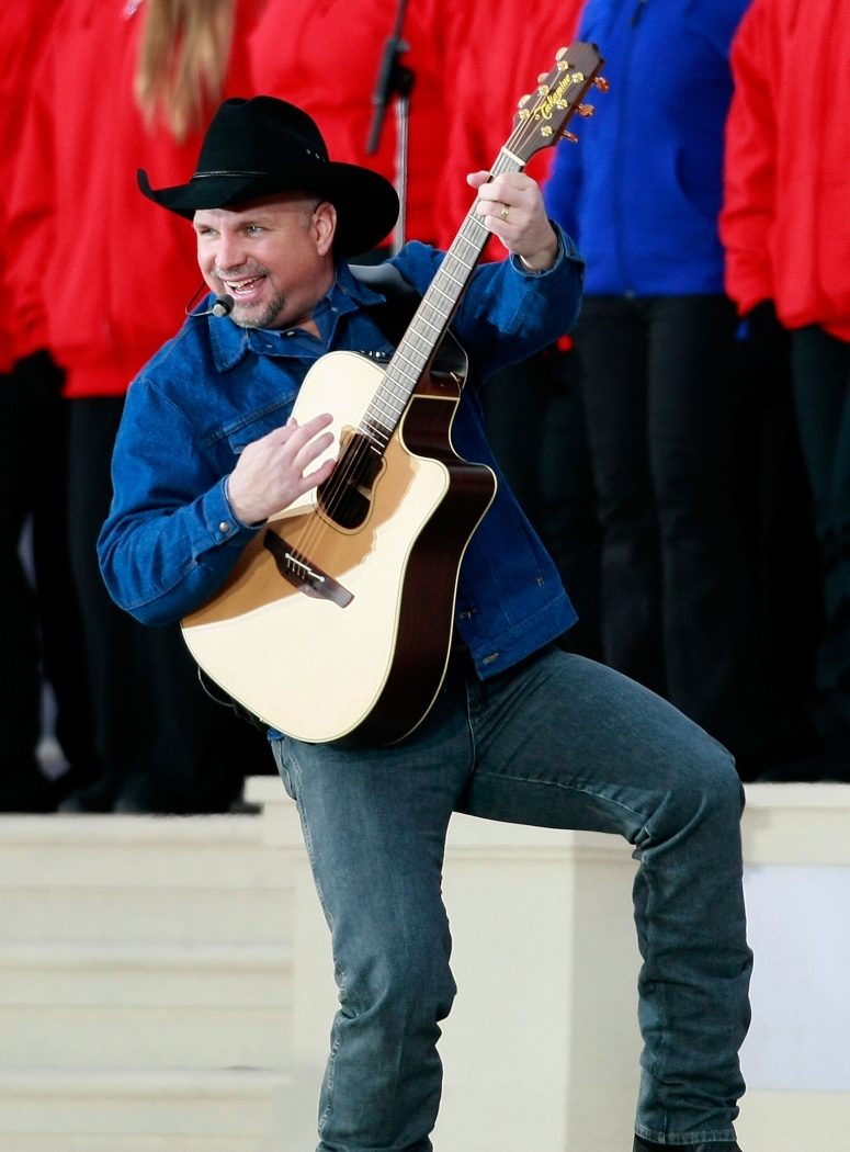 30 Mind Blowing Facts Every Fan Should Know About Fan Favorite Garth ...