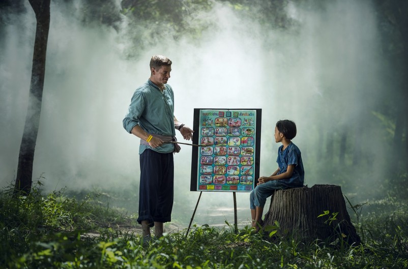 8 thoughtful gifts for a teacher they will actually enjoy