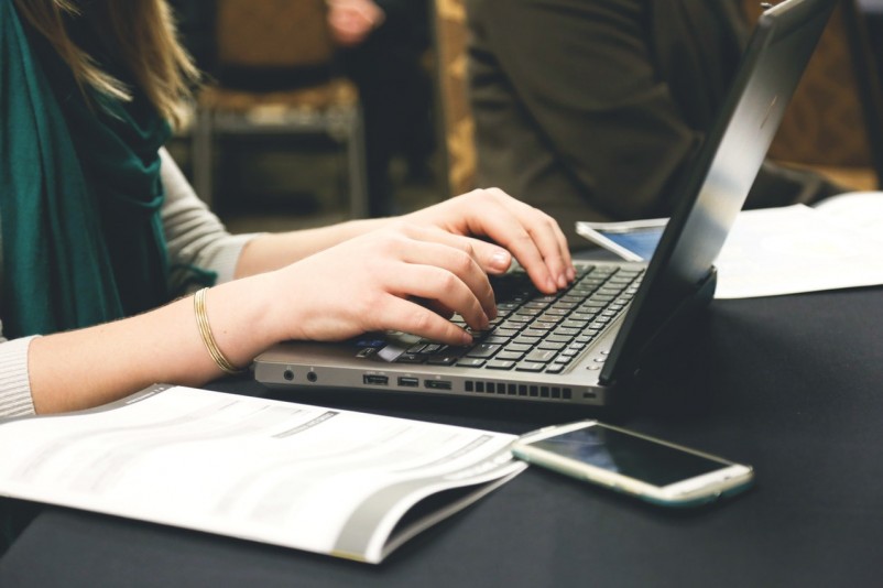Criteria to Choose the Best Essay Writing Service
