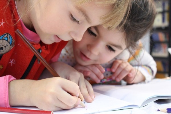 Children Learning Children Learning