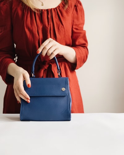 6 Women's Bags That Are Both Stylish and Efficient 6 Women's Bags That Are Both Stylish and Efficient