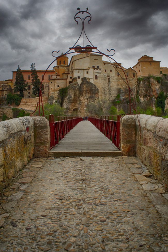 35 photos of Cuenca, Spain: an unusually well-preserved medieval