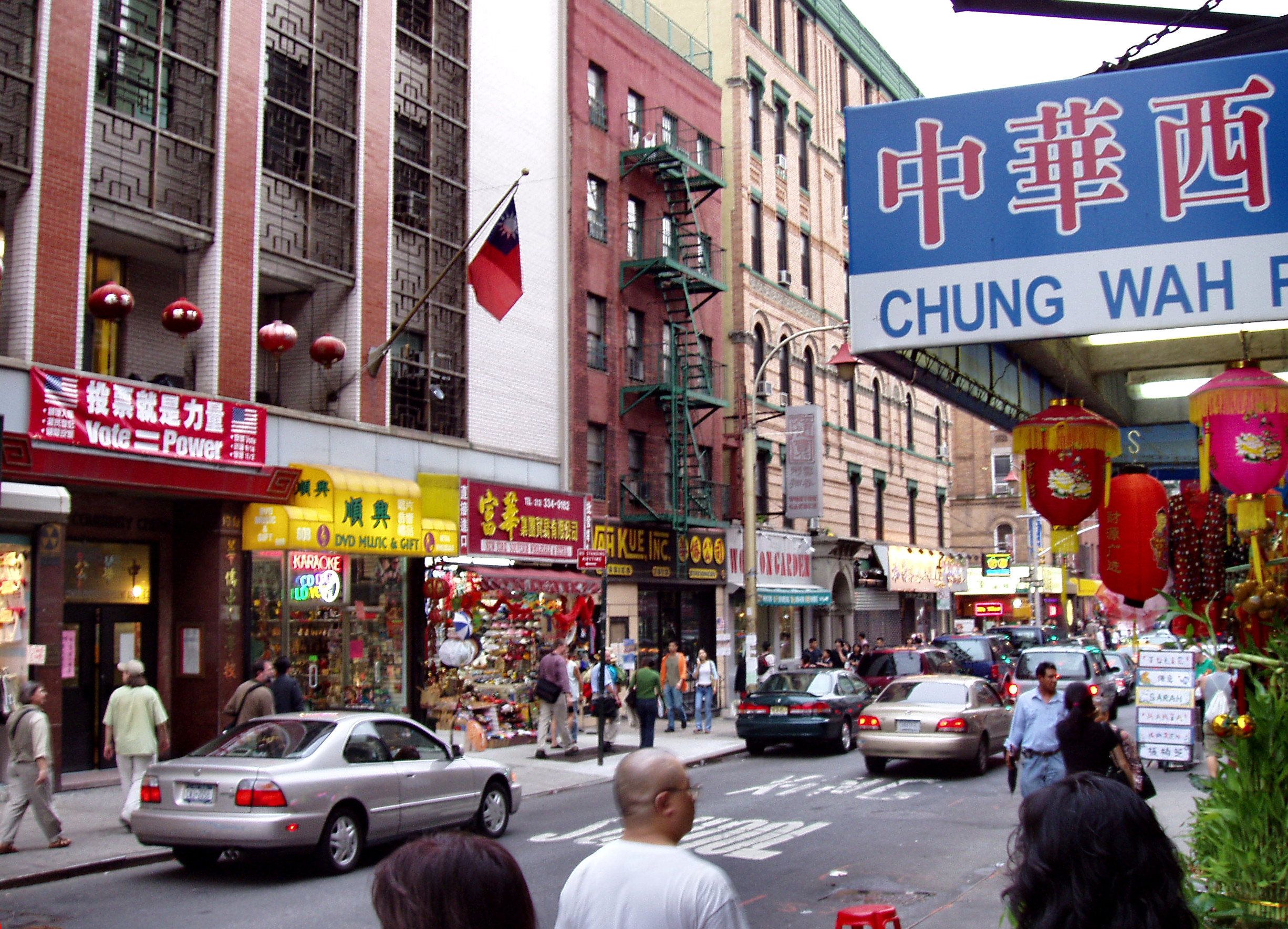 Colorful photos of Chinatown in New York City BOOMSbeat