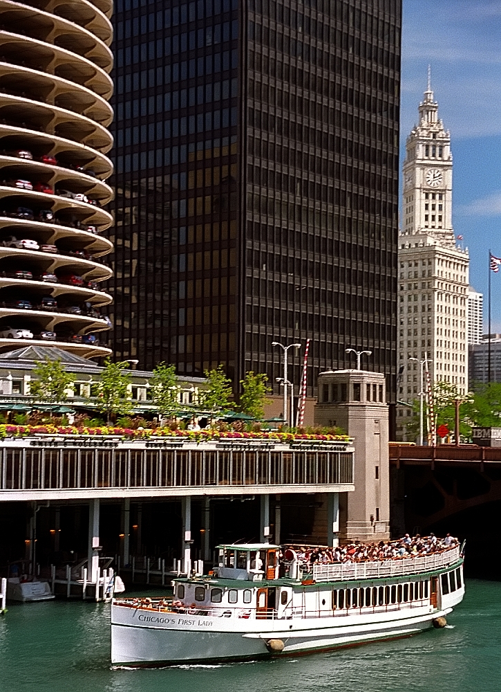 river cruise architecture chicago