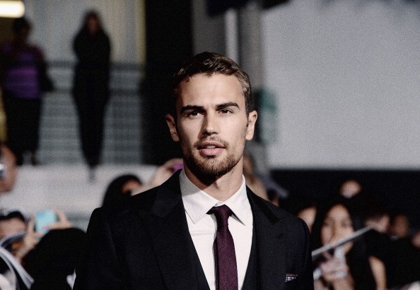 50 facts about Theo James: admires his parents the most because they ...